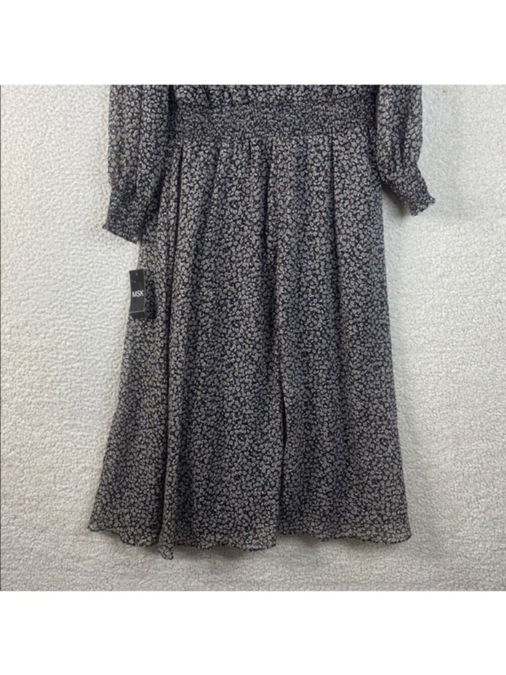 NWT MSK Womens Black White Floral Long Sleeve V-Neck Smocked Dress PLUS SIZE 1X - Picture 11 of 15
